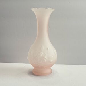 Vintage Imperial Glass Baby Light Pink Frosted Satin Glass Bud Vase